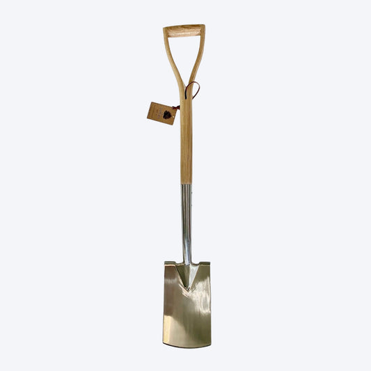 CLASSIC ASH HANDLED DIGGING SPADE - VT80084